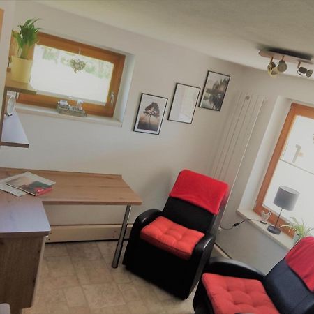Ferienwohnung Nimm Dir Zeit ヒンターヘルムスドルフ エクステリア 写真