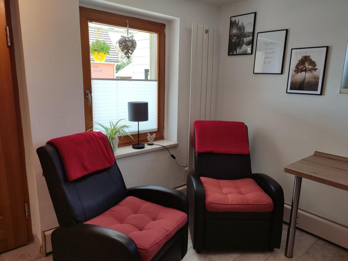 Ferienwohnung Nimm Dir Zeit ヒンターヘルムスドルフ エクステリア 写真